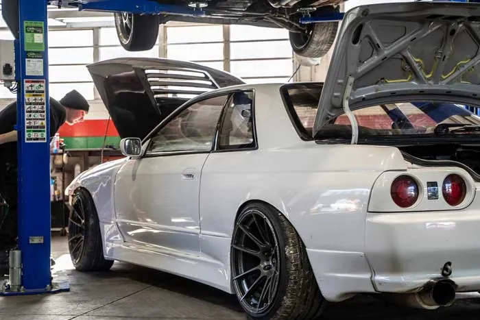 Skyline RB32 with customised RB30 engine - Image 1